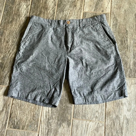 J. Crew Factory Gramercy 9” shorts Gray Chambray 46251 Men’s Size 34 Flat front - Picture 2 of 10